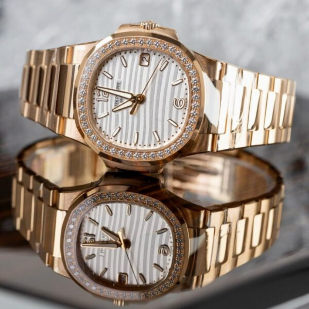 Patek Philippe Ladies Nautilus 7010/1R-011 - Image 7